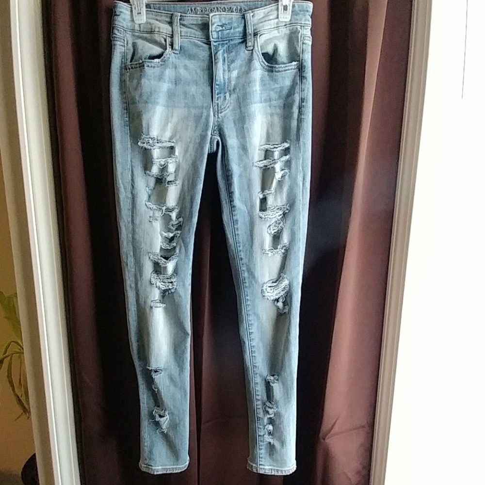 NWOT AEO Ripped Jeggings
